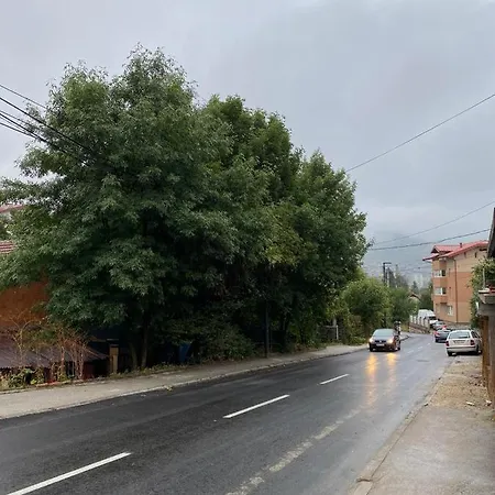 Izdavanje Sobe/stana Apartamento Sarajevo