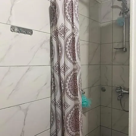 Izdavanje Sobe/stana סראייבו