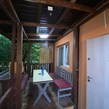 Apartamento Izdavanje Sobe/stana