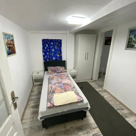 Izdavanje Sobe/stana